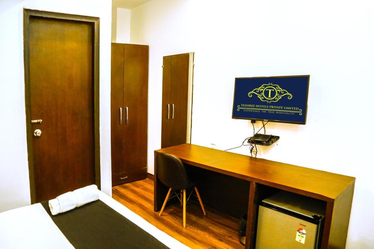 Airport Hotel Tashree Nové Dillí Exteriér fotografie