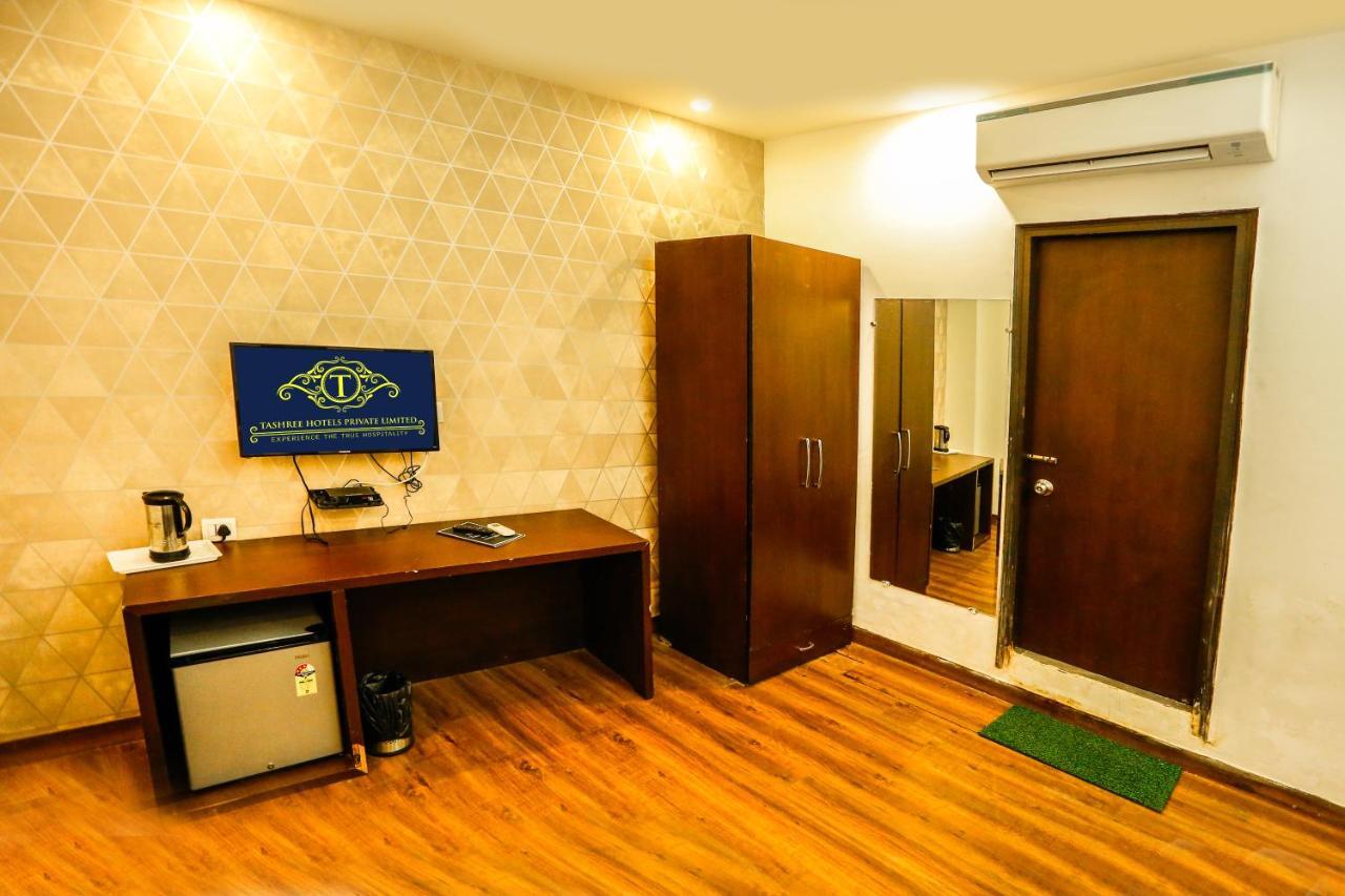 Airport Hotel Tashree Nové Dillí Exteriér fotografie